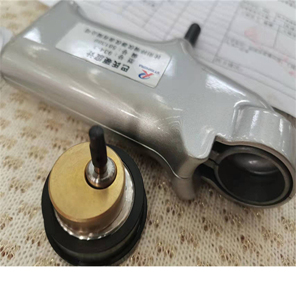 松泽硬度计显示屏不亮故障维修方法详解